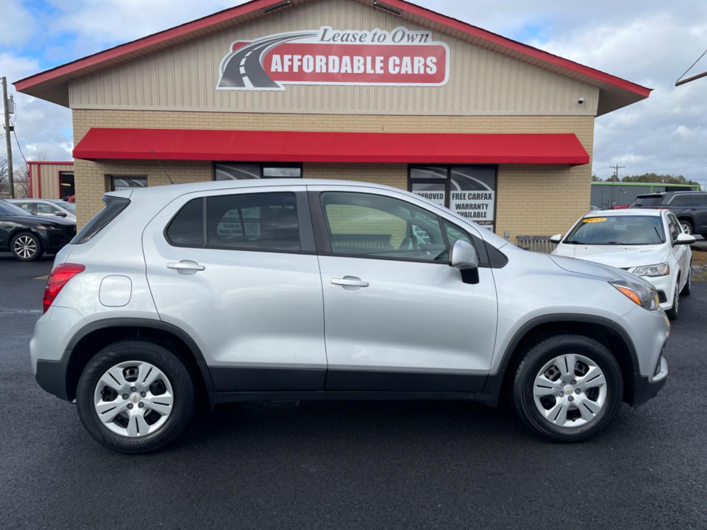 2017 Silver Chevrolet Trax (KL7CJKSB5HB) with an 4-Cyl, ECOTEC Turbo, 1.4L engine, Automatic, 6-Spd transmission, located at 8008 Warden Rd, Sherwood, AR, 72120, (501) 801-6100, 34.830078, -92.186684 - Photo#0